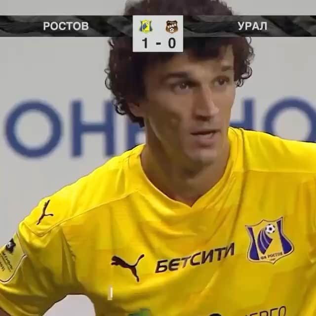のインスタグラム：「. Очень приятно. Желто синий самый сильный✊  よっしゃぁぁあ！！  #фкростов  #fcrostov」