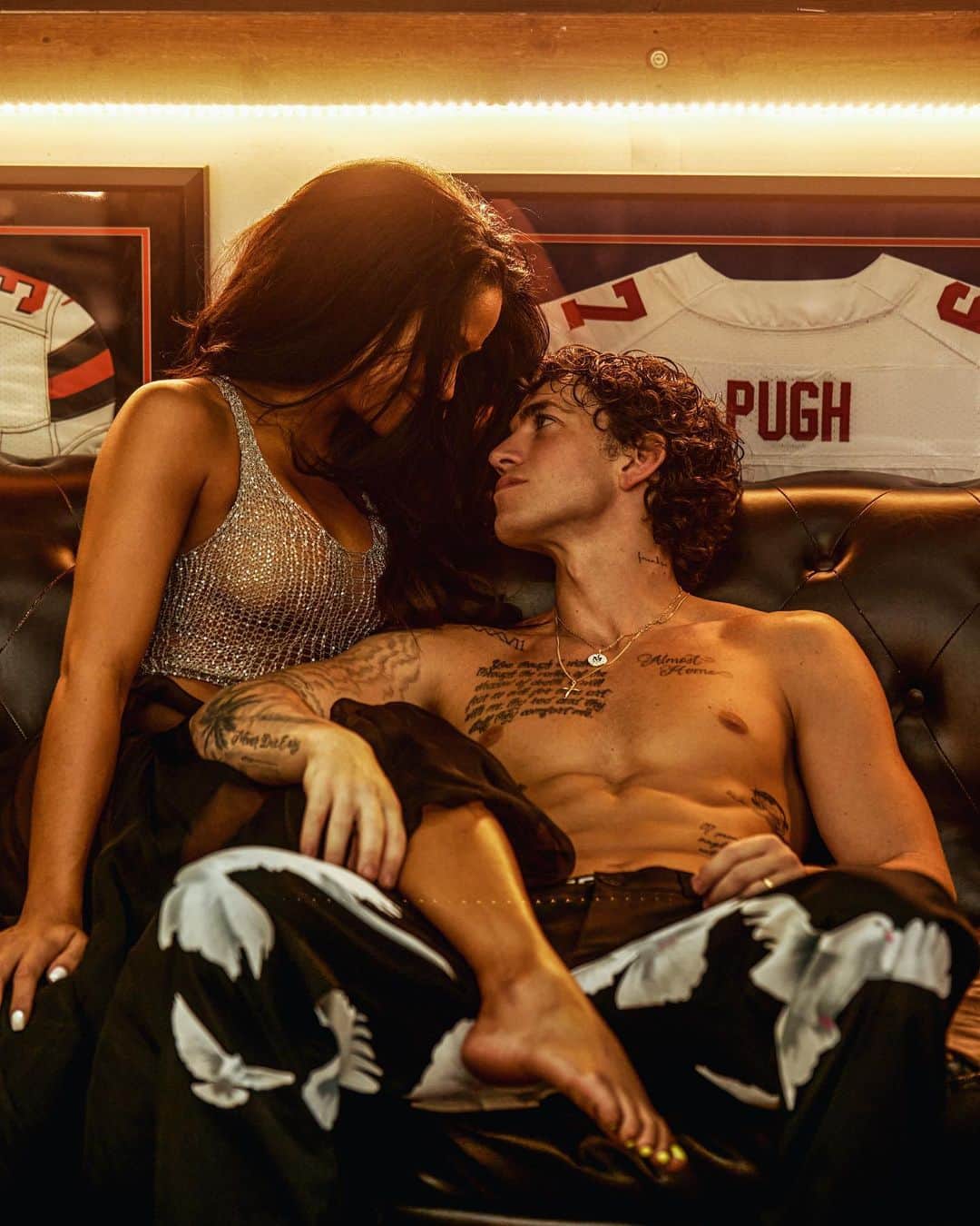 cassieのインスタグラム：「Thank you for making my best birthday ever! I love you FOREVER! ♥️ @alexfine44」
