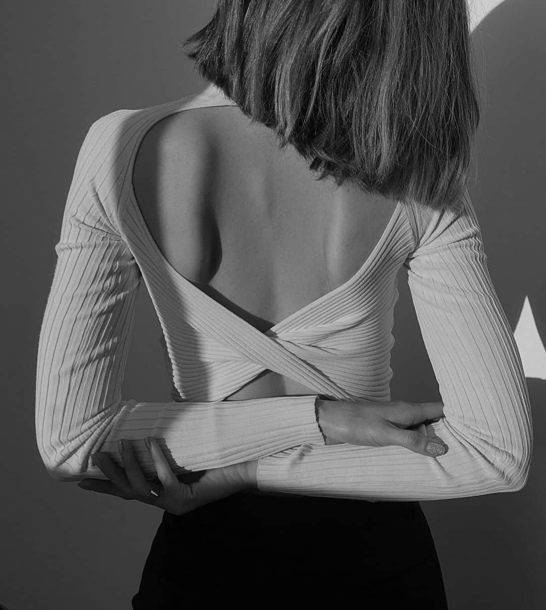 カルメン・ハミルトンのインスタグラム：「🖤」