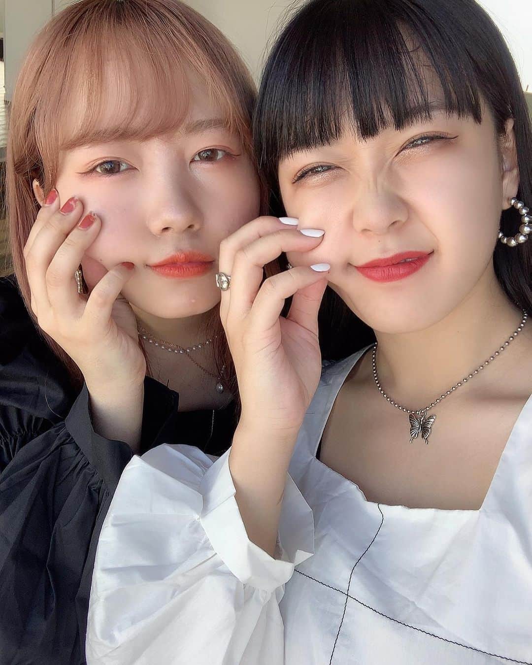 のインスタグラム：「off shot📸﻿ ﻿ YouTubeの撮影です、お楽しみに〜﻿ ﻿ 洋服とネックレスタグ付けました🏷﻿ ﻿ #むくえな　﻿ ﻿  ﻿」