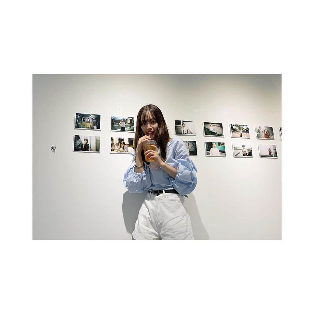 森日菜美さんのインスタグラム写真 - (森日菜美Instagram)「☺︎ 今日は「茶ガール展」に行ってきました🍵 RICE.pressさんで連載されている、 「#茶ガール」展が 東京都渋谷区神南1-2-5 JINNAN HOUSEで 9月6日(日)まで 展示されてるので、是非にー！ わたしは檸檬紅茶を頼みました、 とってもさっぱりで美味しかった〜🍋🎐 #茶ガール#CHAGIRL#ひなだいありー」8月27日 19時03分 - hinami_mori