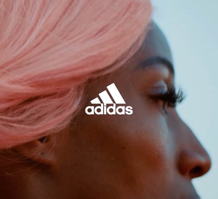 カーティス・マーシャルのインスタグラム：「Sport it BACK!! 💥 @adidas #READYFORSPORT」