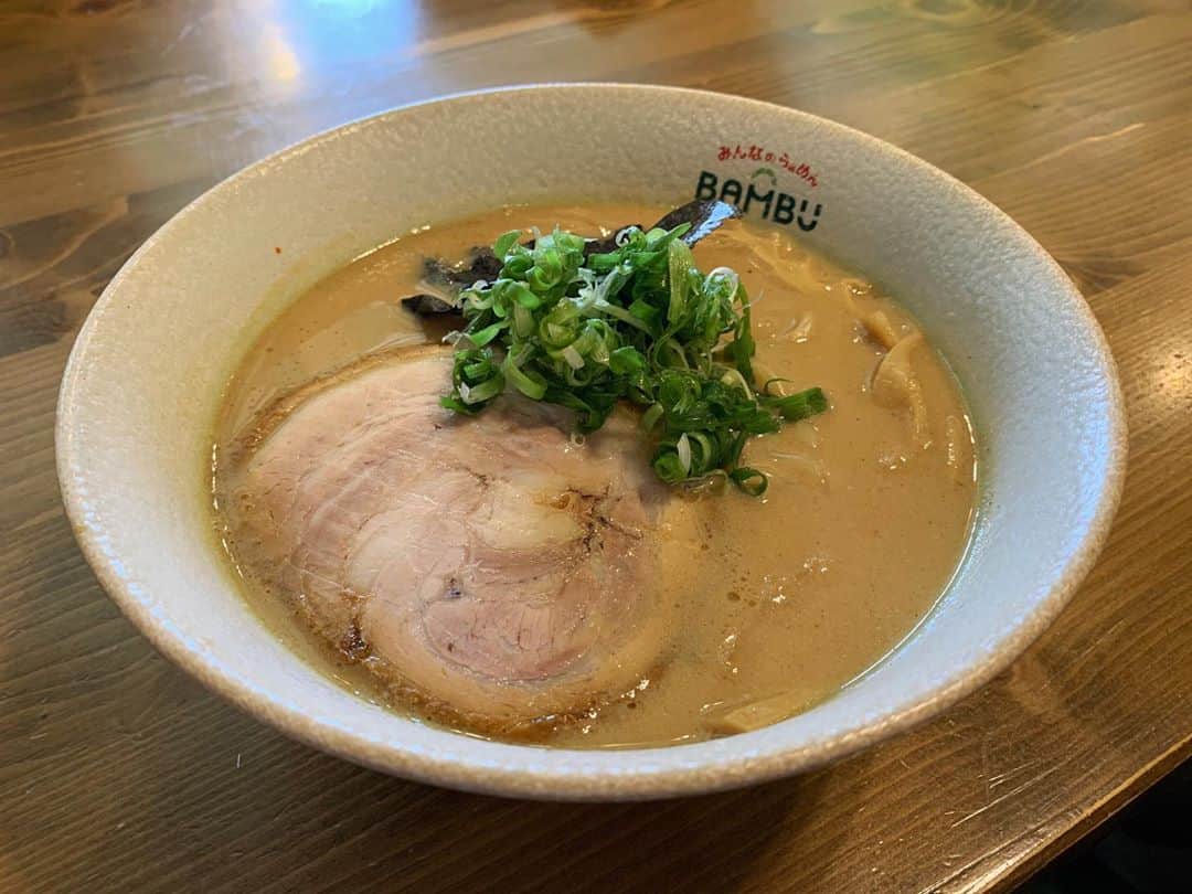 SUSURUのグルメインスタ