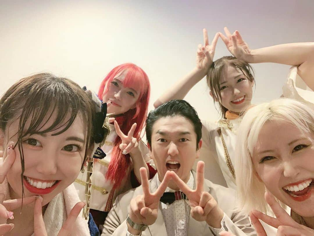 菊地智義さんのインスタグラム写真 - (菊地智義Instagram)「『We=MUKASHIBANASHI定期公演 #FromWtoW』 全4回終了しました。 みんな真面目でライブもトークも毎回全力で取り組む姿には胸を打たれました！ また機会があれば更に踏み込んだトークコーナーやりましょう！ まだまだ始まったばかりのグループ、今後の大活躍を期待しております。 皆さんありがとうございました。 #We=MUKASHIBANASHI #ウイバナ #FromWtoW #定期公演 #秋葉原ZEST #キクチウソツカナイ」8月27日 14時25分 - potatokikuchi2