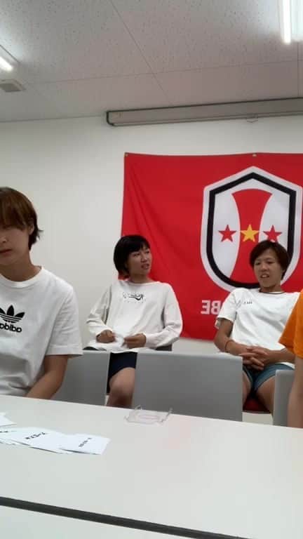 八坂芽依のインスタグラム：「スマホケース販売について」