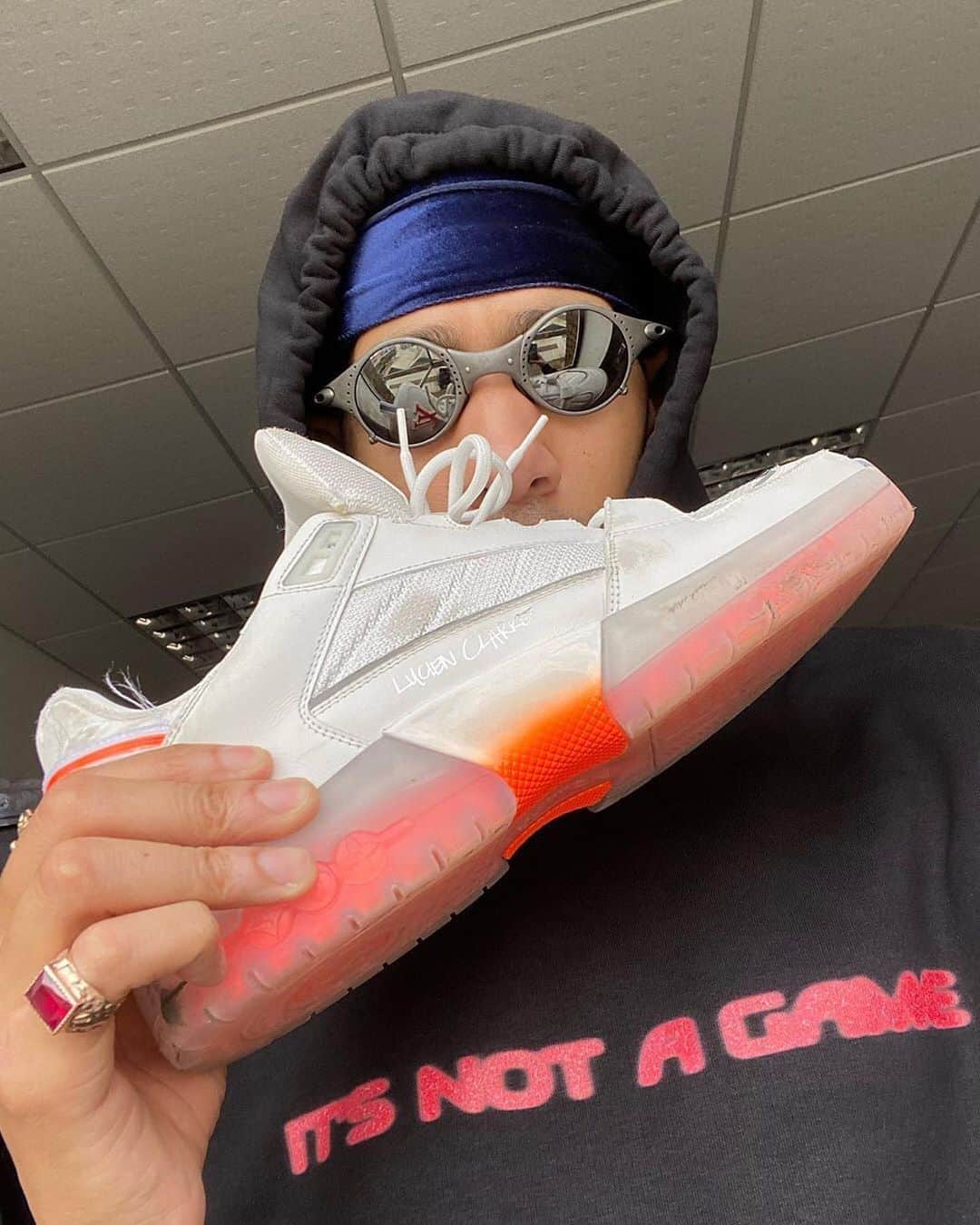 HYPEBEASTさんのインスタグラム写真 - (HYPEBEASTInstagram)「@hypebeastkicks: @lucienclarke has revealed his signature @louisvuitton skate shoe in a new colorway. Designed in collaboration with @virgilabloh, the sneakers takes on a white construction with semi-translucent midsoles and bright orange outsoles. Rounding out the look is Clarke’s full name scrawled on the lateral midfoot, and a LV hit on the tongue and a contrasting heel tab. Stay tune for more details on its release. ⁠⠀ Photo: Lucien Clarke」8月27日 15時06分 - hypebeast
