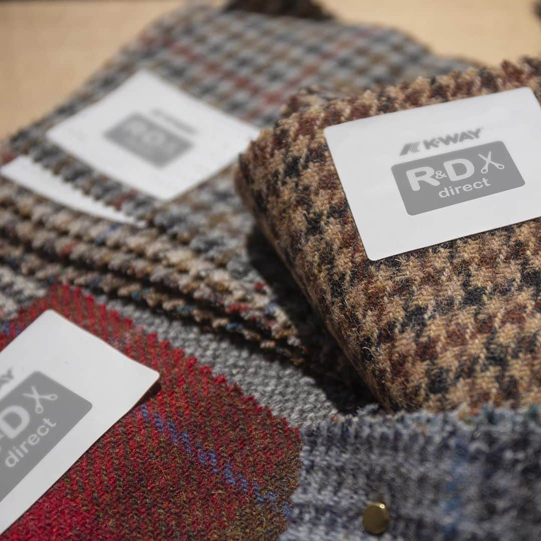 のインスタグラム：「As well as offering a powerful celebration of the latest technologies, K-Way R&D collection pays homage to tradition through the use of Harris Tweed in elegant tones with chevron and Prince of Wales check motifs. #MadeToBeSpecial ✨」