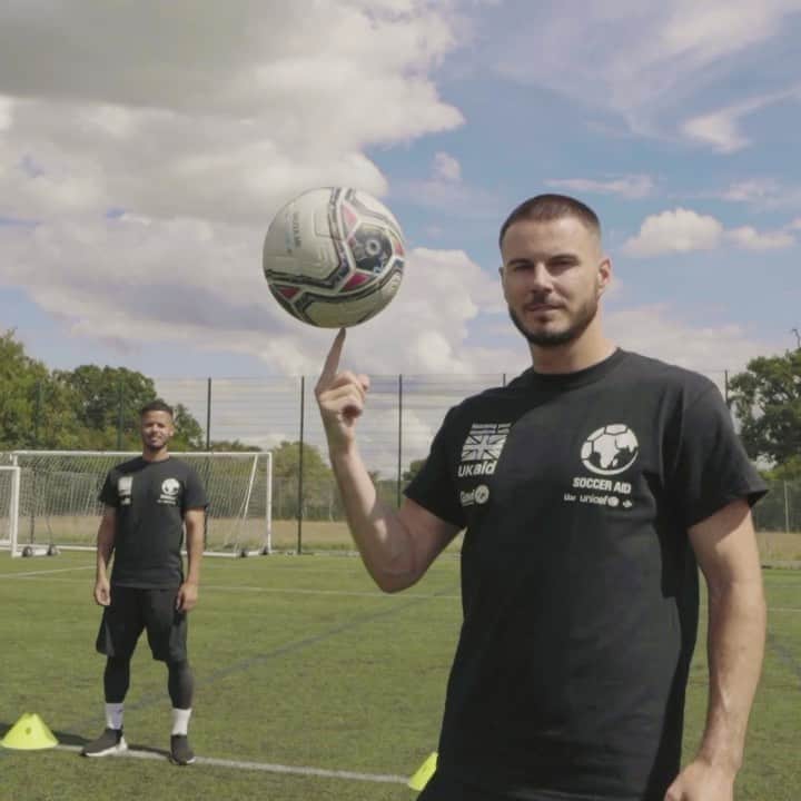 F2Freestylersのインスタグラム：「🗣 We’re back and we’re uniting for the @SoccerAid World XI FC at Old Trafford on Sunday 6 September ⚽️   Tune in live and exclusive on @ITV and @weareSTV 🌎」