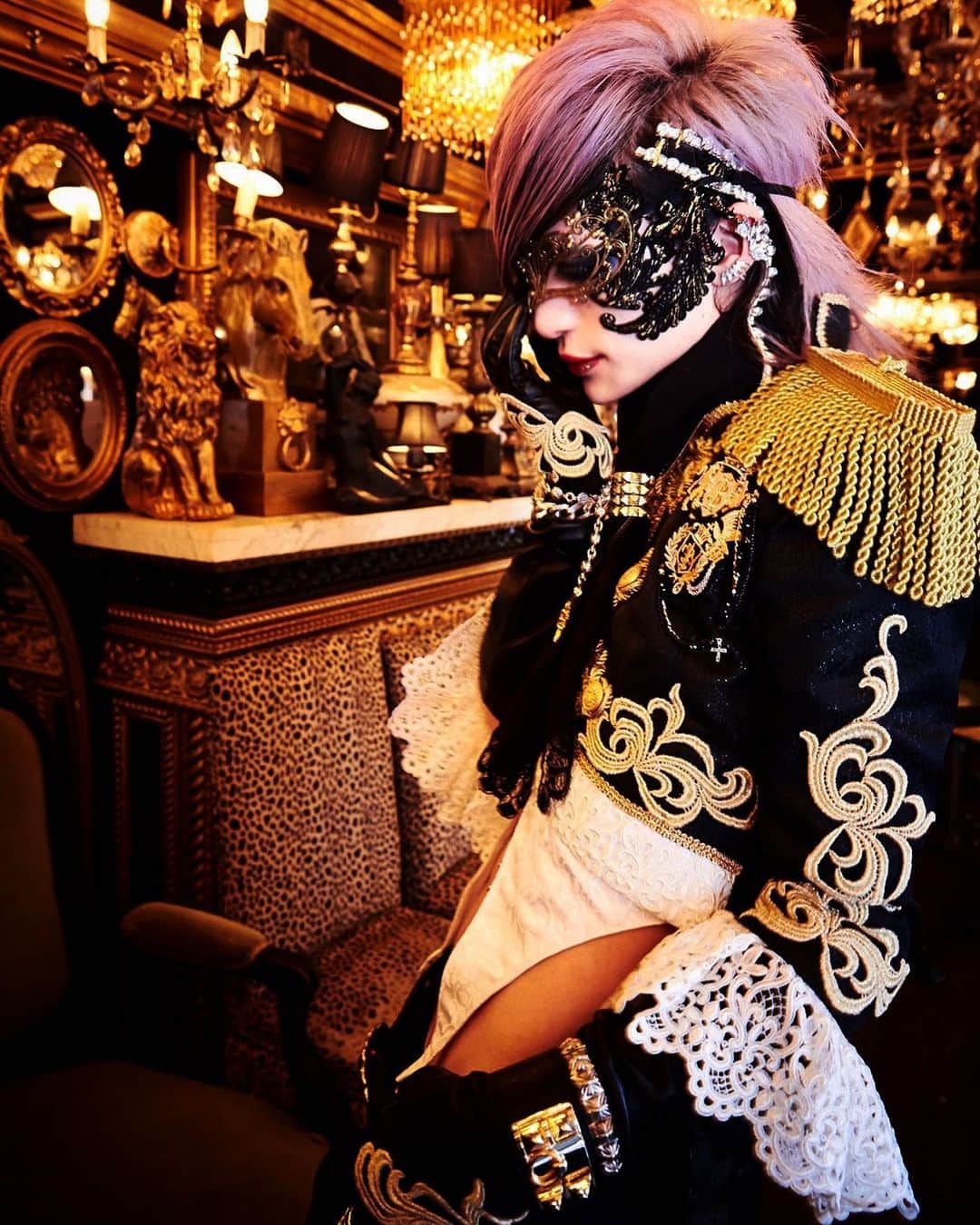 MiA のインスタグラム：「⚜️」
