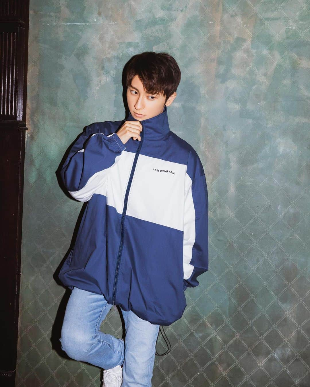 與真司郎さんのインスタグラム写真 - (與真司郎Instagram)「* "I AM WHAT I AM 2020 AUTUMN/WINTER COLLECTION" * * 受注販売中です！ 受注期間は8月30日(日)23:59までです！ * * Preorders now! Ends 2020.8.30! * @__i_am_what_i_am__ #3rdANNIVERSARY #IAMWHATIAM #IM #IMIM #IAMWHATIAM2020AW #SHINJIROATAE #與真司郎」8月27日 18時15分 - shinjiroatae1126