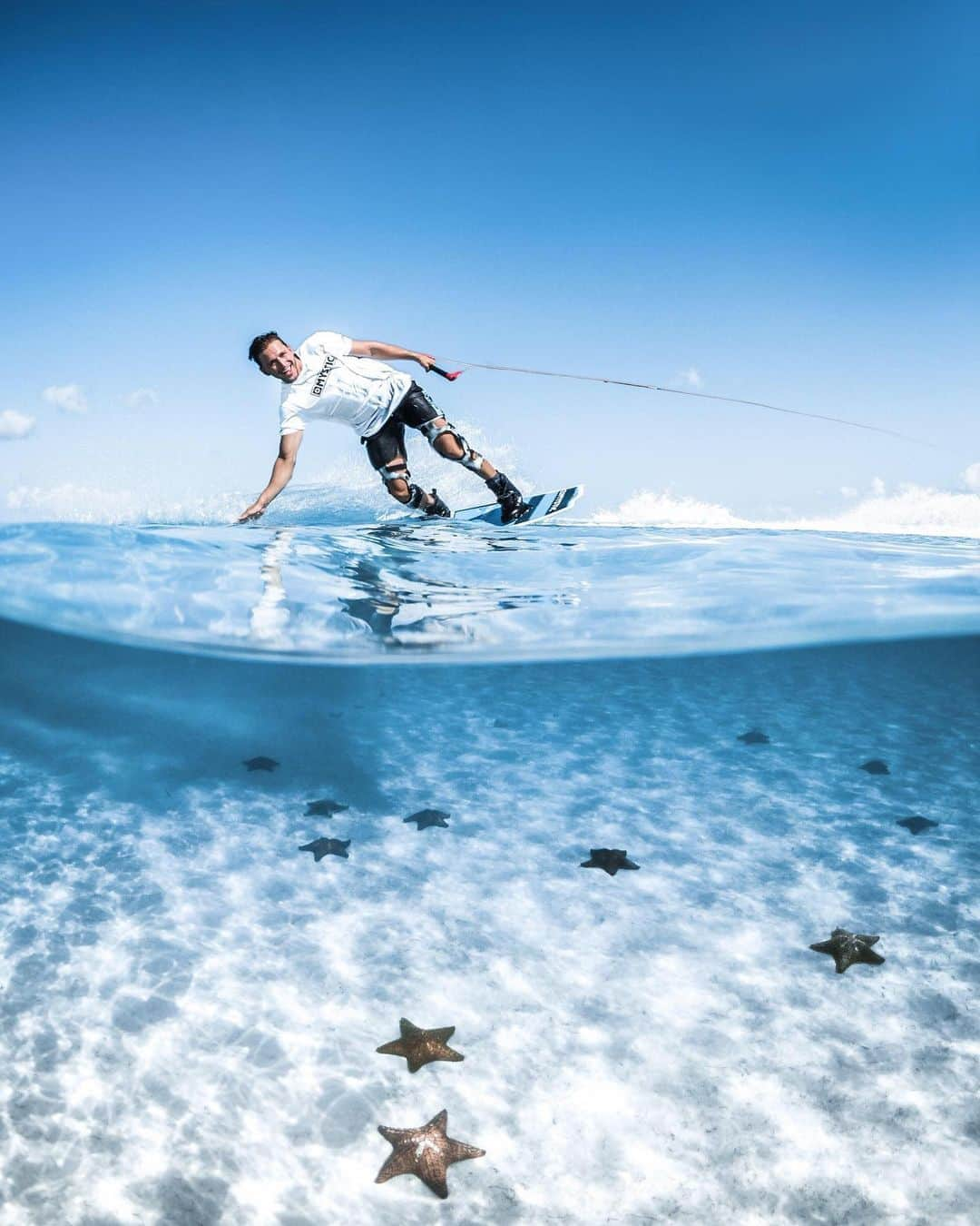 goproさんのインスタグラム写真 - (goproInstagram)「Photo of the Day: Sea-ing stars with #GoProFamily member @chrisrogers, @maxvanhelvoort, + #GoProHERO8 Black ⭐️ ⠀⠀⠀⠀⠀⠀⠀⠀⠀ Save $100 on #GoProHERO8 Black with a free 32GB SD card + Free shipping when you shop the link in our bio 💰 ⠀⠀⠀⠀⠀⠀⠀⠀⠀ #GoPro #Wakeboarding #OverUnder #Starfish #Caribbean」8月28日 4時48分 - gopro