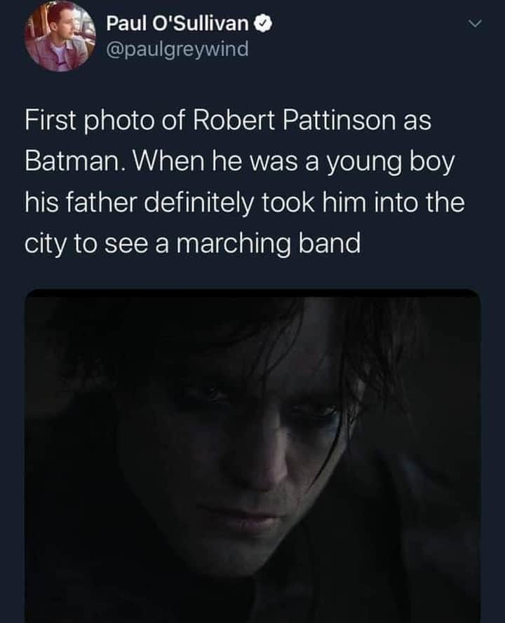 Alternative Pressさんのインスタグラム写真 - (Alternative PressInstagram)「This is almost as good as being G-noted 😂⁠ .⁠ Twitter user: paulgreywind⁠ .⁠ .⁠ #robertpattinson #batman #thebatman #mychemicalromance #mychem #mcr #mcrmy #blackparade #welcometotheblackparade #theblackparade #alternativepress #altpress」8月28日 5時01分 - altpress