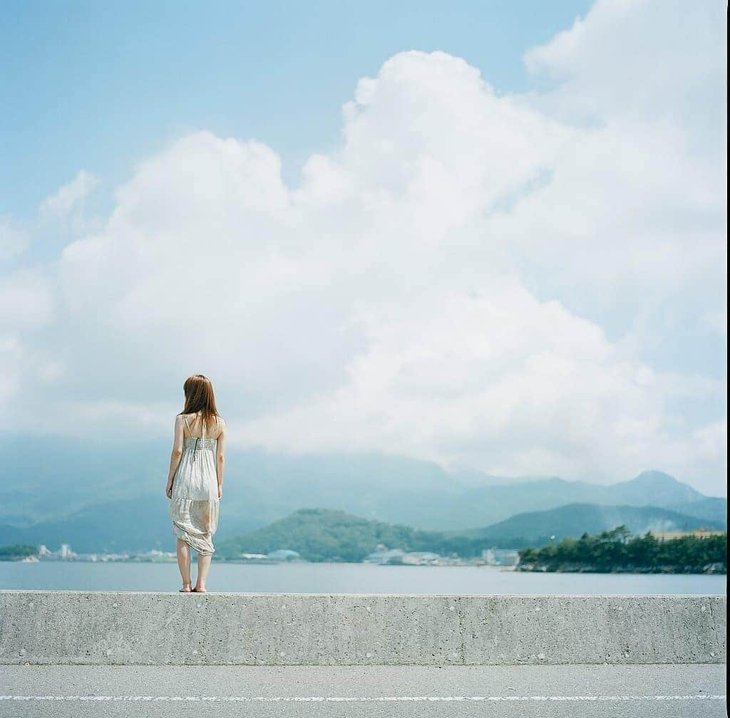 高橋伸哉さんのインスタグラム写真 - (高橋伸哉Instagram)「夏って、大海原と向き合いながら時を重ねて、自身もおおらかな気持ちで過ごせるよう向き合うような場所だったりするよね。海のように雄大であれ。 . . #海があるから #reco_jp」8月27日 20時27分 - t.1972