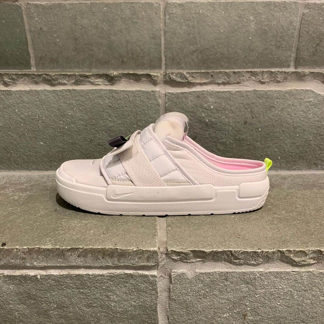 BEAMS JAPANさんのインスタグラム写真 - (BEAMS JAPANInstagram)「＜NIKE＞ Mens OFF-LINE BEAMS JAPAN 3F @beams_japan #nike #beams #beamsjapan #beamsjapan3rd Instagram for New Arrivals Blog for Recommended Items #japan #tokyo #shinjuku #fashion #mensfashion #womensfashion #日本 #東京 #新宿 #ファッション#メンズファッション #ウィメンズファッション #ビームス #ビームスジャパン」8月27日 20時31分 - beams_japan