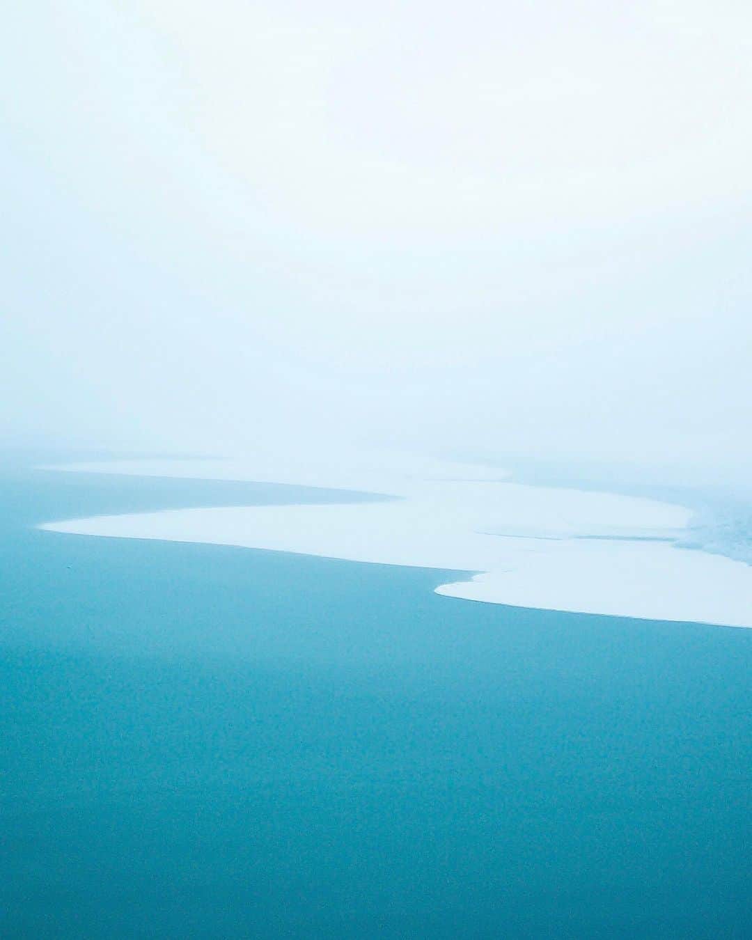国分真央さんのインスタグラム写真 - (国分真央Instagram)「.﻿ 大好きな海。 全て千葉県の九十九里浜で撮った写真です。﻿ ﻿ 海はいつ行っても違う表情を見せてくれるし、﻿ 新しい色を教えてくれます。﻿ ﻿ #海があるから #reco_ig﻿」8月27日 20時33分 - mao_kokubu