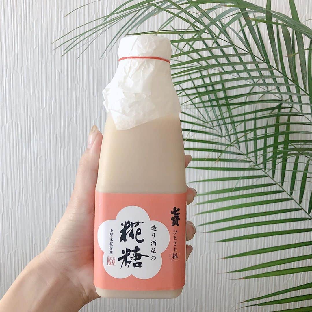 桃衣香帆さんのインスタグラム写真 - (桃衣香帆Instagram)「桃１つ、豆乳、糀糖のスムージー🍑 酵素たっぷりなのにおいしくてオススメ。 ヨーグルトにかけるのもおいしい！ 酵素は消化・吸収、代謝を助ける働きがあるでわたしは朝飲むようにしています。」8月27日 20時50分 - momoikaho