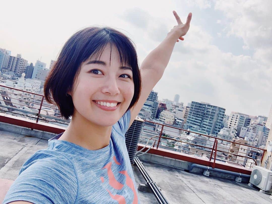 中村優さんのインスタグラム写真 - (中村優Instagram)「屋上って気持ち良い🌿✨🌞」8月27日 20時57分 - nkmr_yu