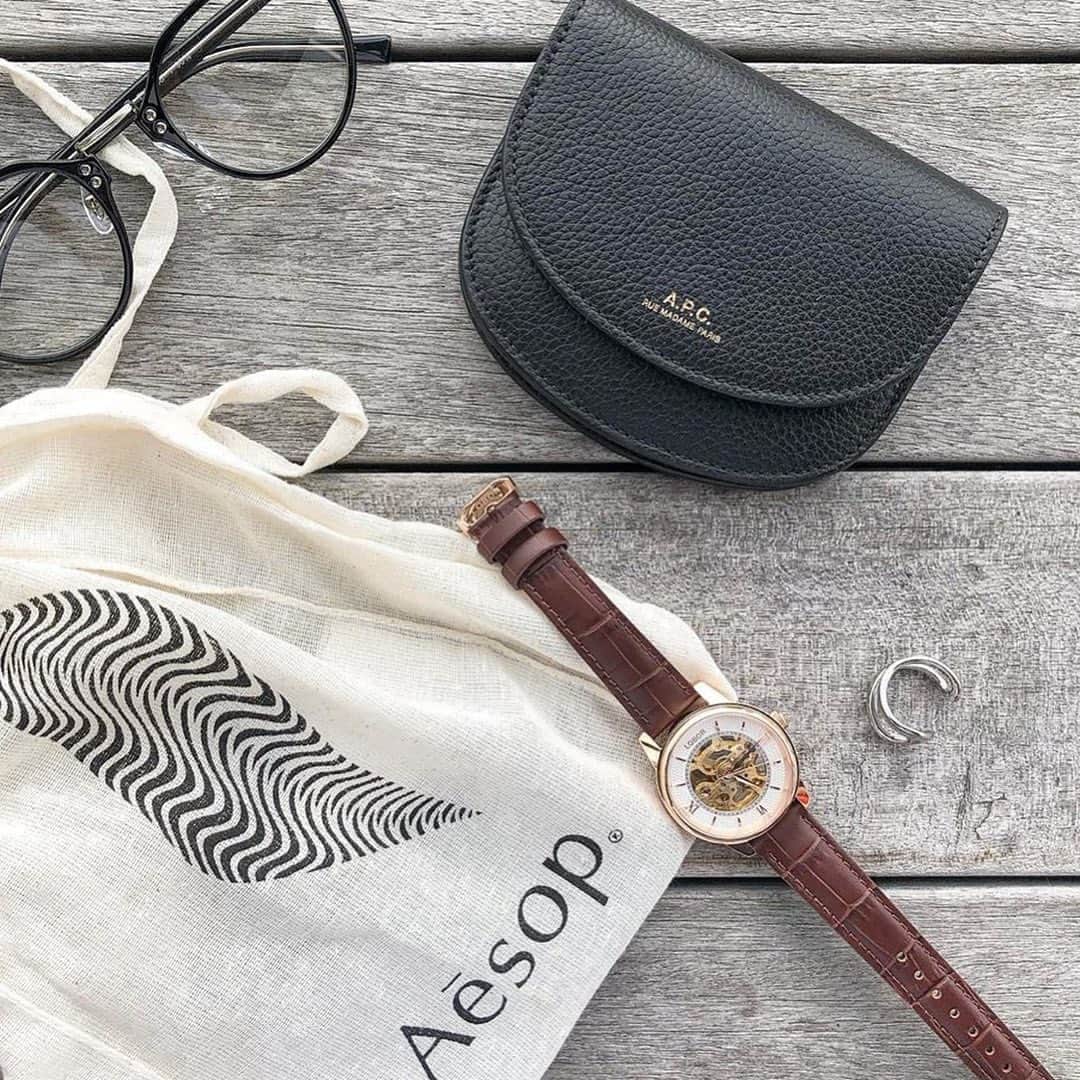Lobor Japan ￥のインスタグラム