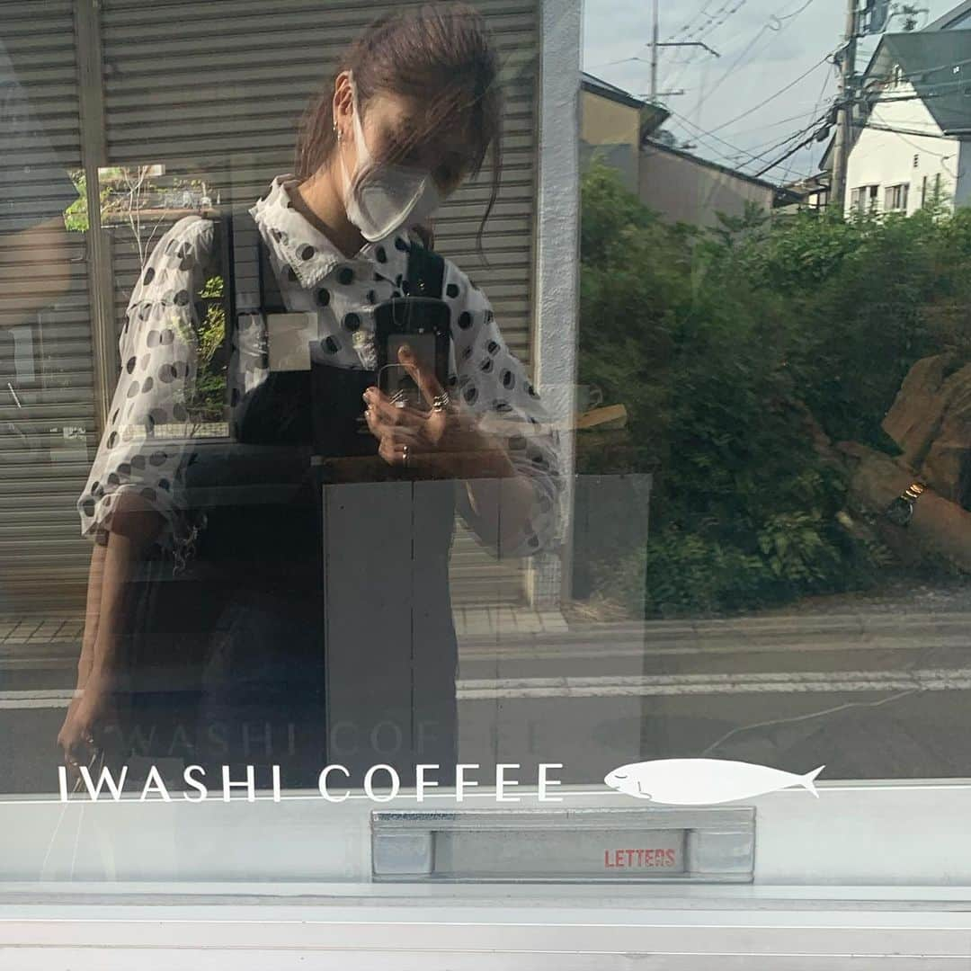 よしかわなみのインスタグラム：「ㅤㅤㅤㅤㅤㅤ IWASHI COFFEE🐟 ㅤㅤㅤㅤㅤㅤㅤ」