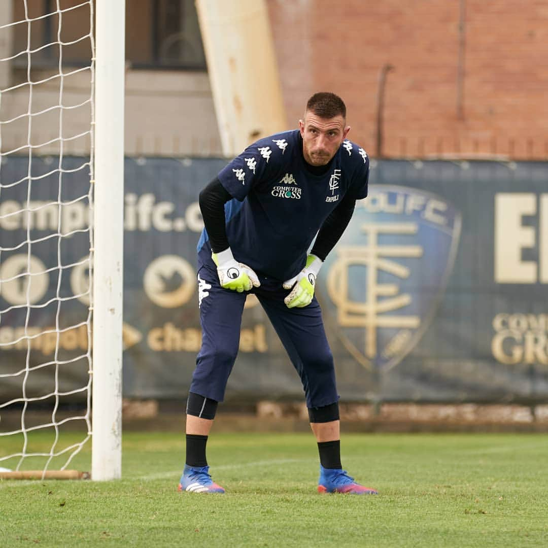 エンポリFCさんのインスタグラム写真 - (エンポリFCInstagram)「📸📸📸 #Day3 Azzurri al lavoro al mattino al Sussidiario; nel pomeriggio nuova seduta per la formazione di Dionisi」8月27日 21時33分 - empoli_fc_official