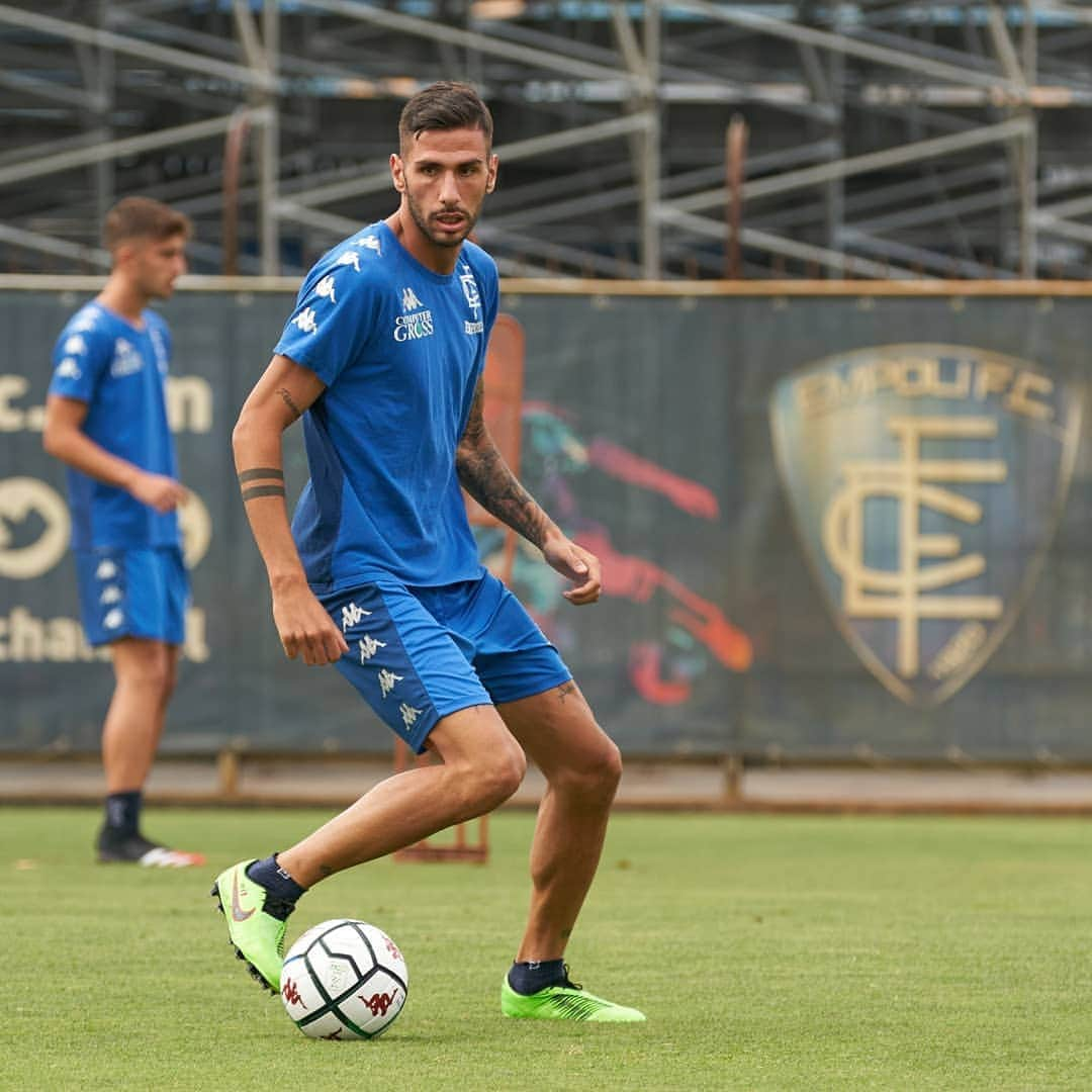 エンポリFCさんのインスタグラム写真 - (エンポリFCInstagram)「📸📸📸 #Day3 Azzurri al lavoro al mattino al Sussidiario; nel pomeriggio nuova seduta per la formazione di Dionisi」8月27日 21時33分 - empoli_fc_official