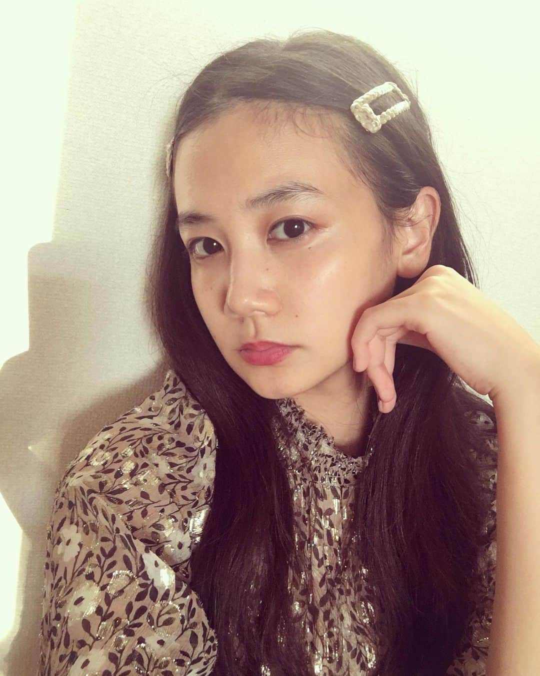 千眼美子さんのインスタグラム写真 - (千眼美子Instagram)「・ ブログ更新しました。 大事なお知らせしてます。 「千眼美子公式LINE BLOG」 見てください。」8月27日 21時56分 - yoshiko_sengen