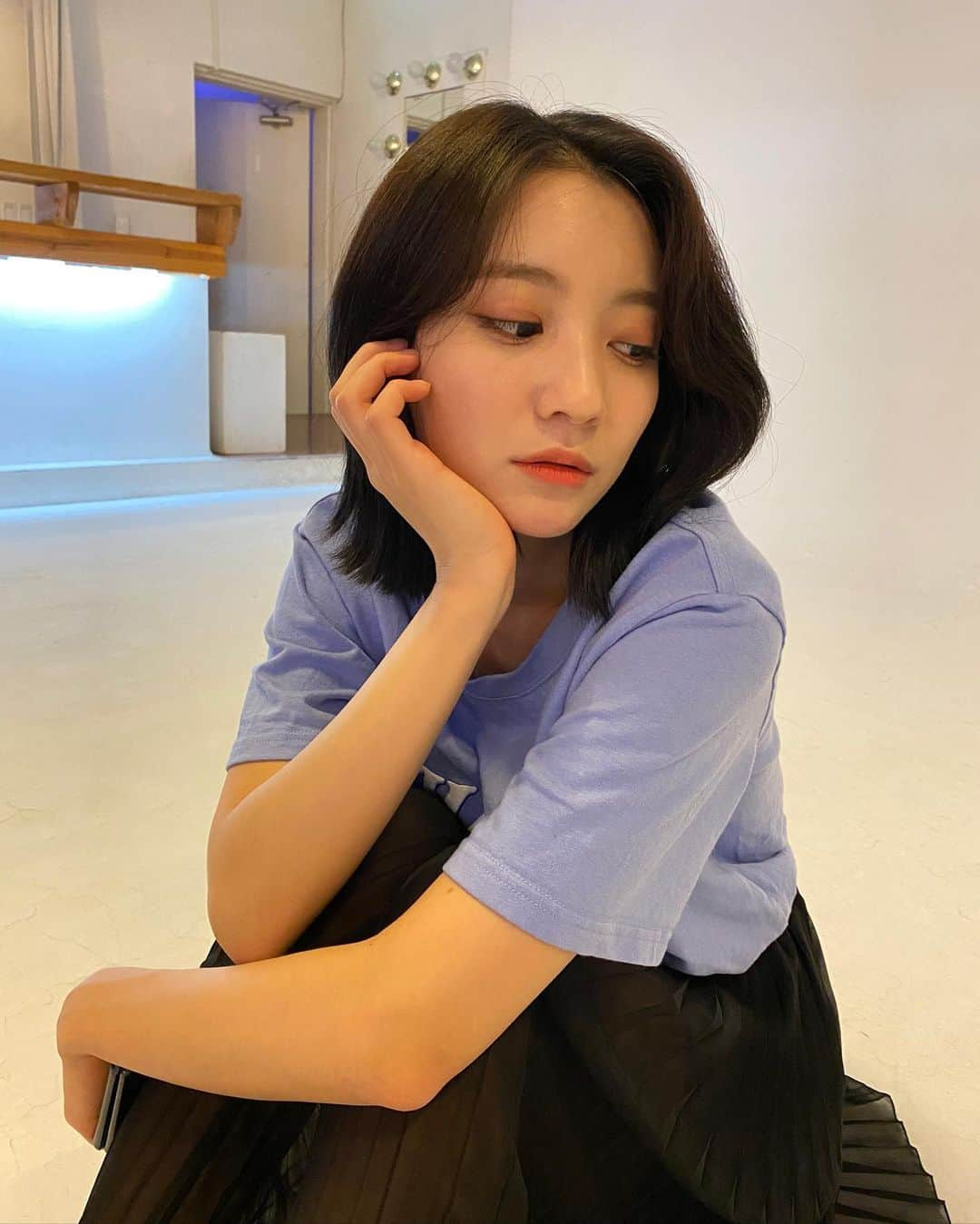 OH MY GIRLさんのインスタグラム写真 - (OH MY GIRLInstagram)「🥰 ⠀ #오마이걸 #OHMYGIRL #OMG #비니」8月27日 22時17分 - wm_ohmygirl