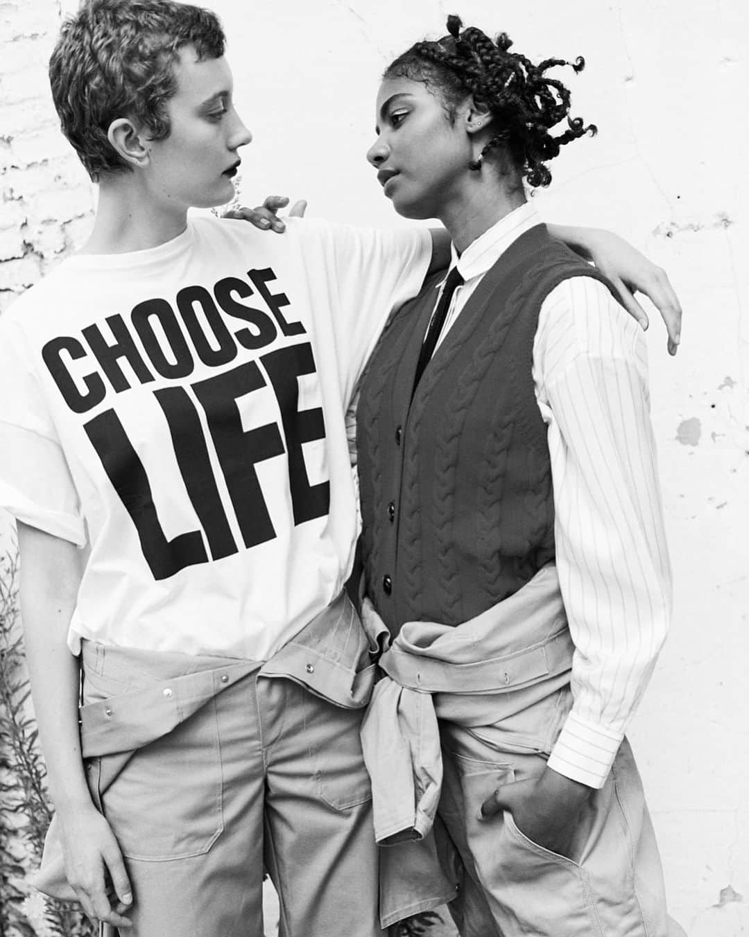 キャサリンハムネットさんのインスタグラム写真 - (キャサリンハムネットInstagram)「Choose your family. Choose good health. Choose love. Choose a career. Choose your friends. Choose your future. CHOOSE LIFE.  . . . . . . . . . . . . #katharinehamnett #chooselife #chooselove #choices #katharinehamnettlondon #inspirationaltshirts #fashionlondon #sustainablefashion #ethicalfashion #fashionbloggers #slogantee #slogantshirt」8月27日 23時03分 - katharinehamnett