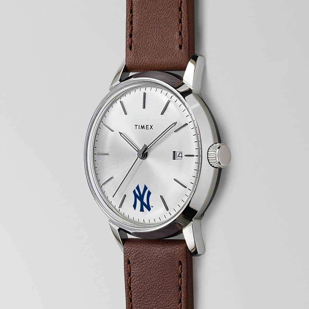 タイメックスさんのインスタグラム写真 - (タイメックスInstagram)「New to the @yankees home plate is the Timex Marlin Automatic. This 21-jewel automatic movement with date is sure to be a #homerun.  ⌚: Marlin® Automatic New York Yankees™ #timex #wedontstop #yankees #automatic #watch」8月27日 23時30分 - timex