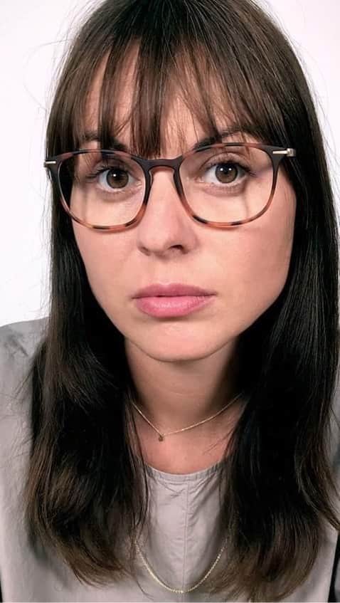 シルエットのインスタグラム：「Delve further into the make-up trends for 2020 and watch @biancahartkopf demonstrate the color blocking technique in her tutorial. Watch in full on IGTV. Agency:@ninakleinagency . . . #silhouetteeyewear #tryitwearitloveit #eyeweardesign #luxuryeyewear #fashioneyewear #opticalframes」