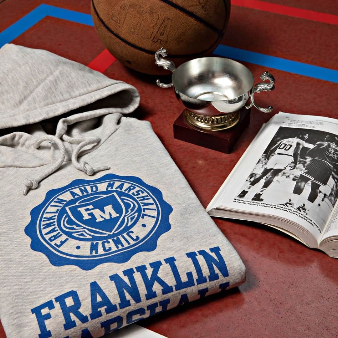 フランクリン&マーシャルのインスタグラム：「FRANKLIN & MARSHALL  SS2020 COLLECTION Become a champion with the right uniform  #franklinandmarshall #newcollection #ss20 #sweater」
