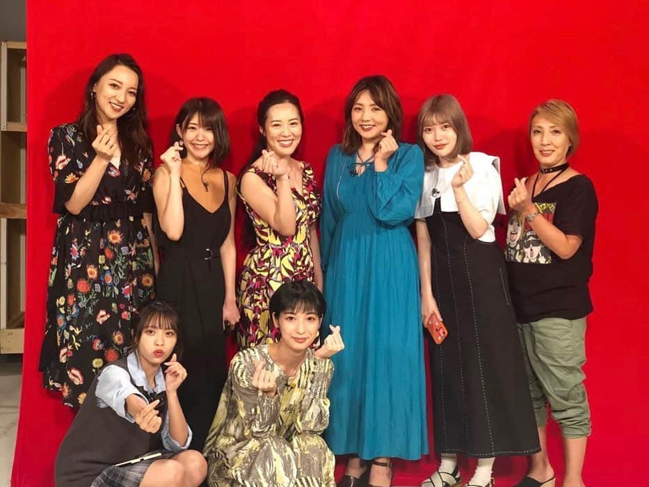 デコウトミリさんのインスタグラム写真 - (デコウトミリInstagram)「#中居大輔と本田翼と夜な夜なラブ子さん  本日は夏のデート特集でした！ いかがでしたか？？✨  　 　　 #夜なラブ　#収録　#夜な夜なラブ子さん #ガールズトーク #恋愛相談 #恋愛　#カップル　#恋愛観  #カップルさんと仲良くなりたい  #カップルの日常 #カップル垢 #カップル垢さんと繋がりたい  #カップルチャンネル#カップルコーデ  #カップルグラム #カップルフォト倶楽部  #恋愛テクニック#恋愛テク#恋愛運 #カップルさんと仲良くなりたい #カップルさんと繋がりたい」8月28日 1時10分 - miridecouto