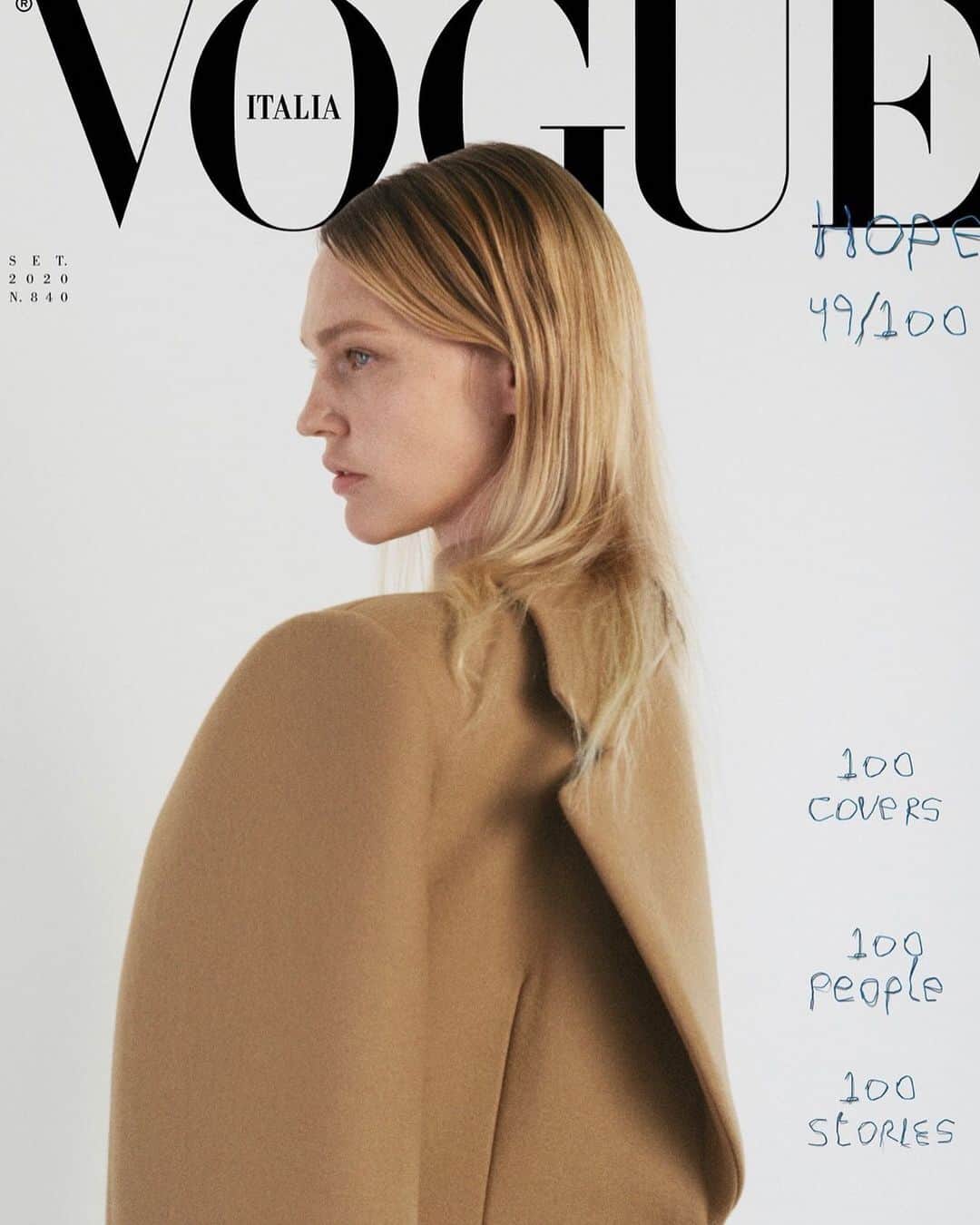 サーシャ・ピヴォヴァロヴァのインスタグラム：「September issue of @vogueitalia  Thank you Mark Borthwick @mr_carlos_nazario @ferdinandoverderi @efarneti @pg_dmcasting @susiesobol_makeup @jawaraw」