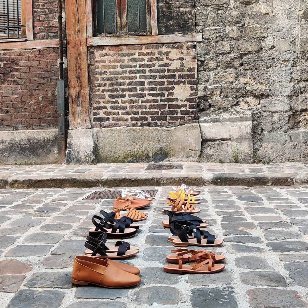 のインスタグラム：「Préparer la rentrée 🥰 #chacunlasienne #chaussures  #fabricationfrançaise #faitencamargue #southoffrance #qualityshoes #ingoodwetrust #qualitygoods #rentreedesclasses」