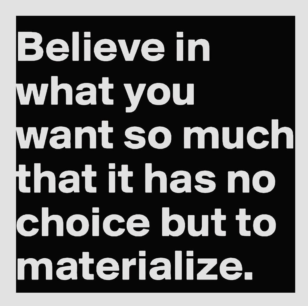ジェニファー・エスポジートのインスタグラム：「#doit. Must also do the work, relentlessly, fearlessly and endlessly.  Then breath」