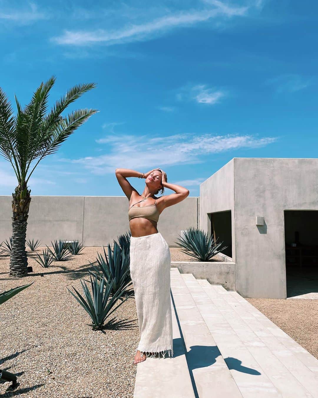 ソフィア・リッチーのインスタグラム：「🌍」