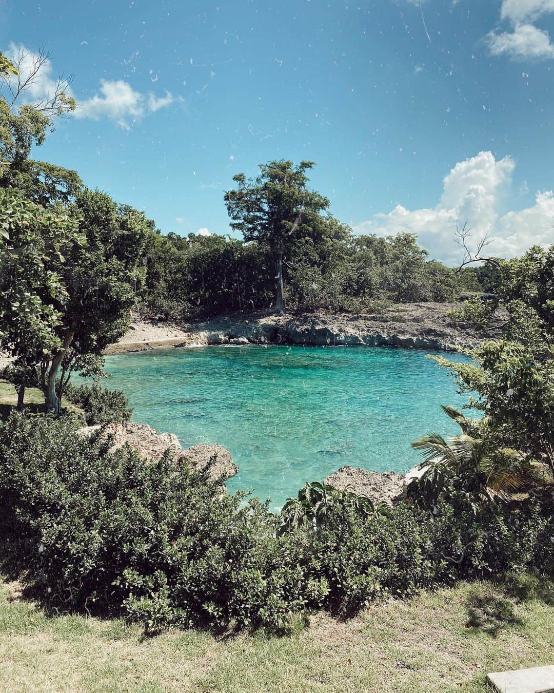 のインスタグラム：「Blue lagoon 🧜🏽‍♀️」