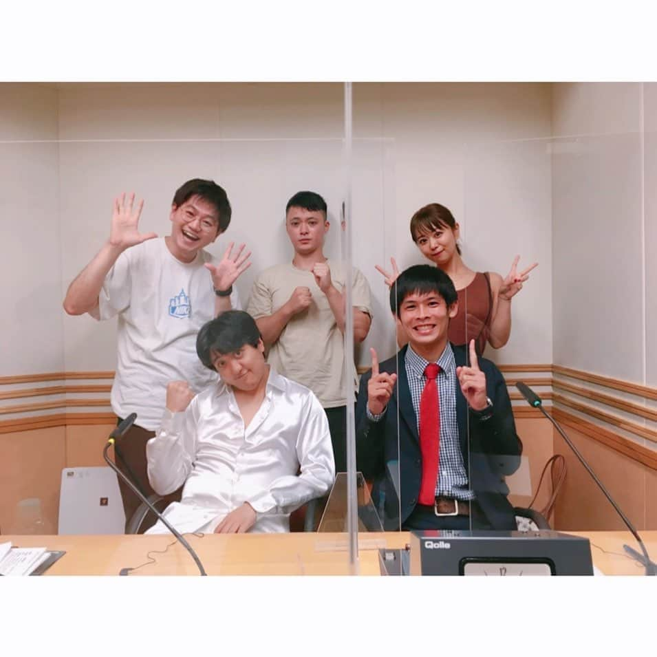 井口裕香さんのインスタグラム写真 - (井口裕香Instagram)「👩‍❤️‍👨 2020年9月11日(金)【RADIO UNOZERO】 今週のウノゼーロは！ 「ゴッドタン』どハマり芸人・カカロニ先生の恋愛相談スペシャル！」 グレープカンパニーで今1番ホットなコンビ、カカロニさんがゲストに登場です❣️ リスナーさんの恋愛相談にのっていただきました〜🥰 栗谷さんからのアドバイス…と思いきや！ 菅谷さんからのアドバイスが的確で😳😳😳❣️笑笑 他のみんな答えにたじたじになってしまったのでした〜🤣💦 カカロニさん、たのしい時間を本当にありがとうございました！！！ また別のテーマで！！！ ぜひ！いらしてください！！！！💕 . . . . さぁて💁🏻‍♀️ 来週のテーマは 「なかやまきんに君＆東京ホテイソン・ショーゴの筋肉芸人サミット！」 筋肉系YouTuberとしても活躍している、なかやまきんに君さんとショーゴくんの筋肉座談会をお楽しみに！ どんな内容になるのかな〜🤔？？ 来週もどうぞおたのしみに〜💪🌟 メールは uno@joqr.net まで ✩°｡ #UnoZero #joqr #文化放送 #東京ホテイソン #東京ホテイソンたける くん #たけやん #東京ホテイソンショーゴ くん #グレープカンパニー #radio #radiko  #periscope #ペリスコープ #カカロニ さん #カカロニ栗谷 さん #カカロニ菅谷 さん #ゴッドタン #恋愛相談  #なかやまきんに君 さん #筋肉芸人 #筋肉座談会 #フィジーク」9月11日 23時32分 - ooo31_iguchiyuka_31ooo