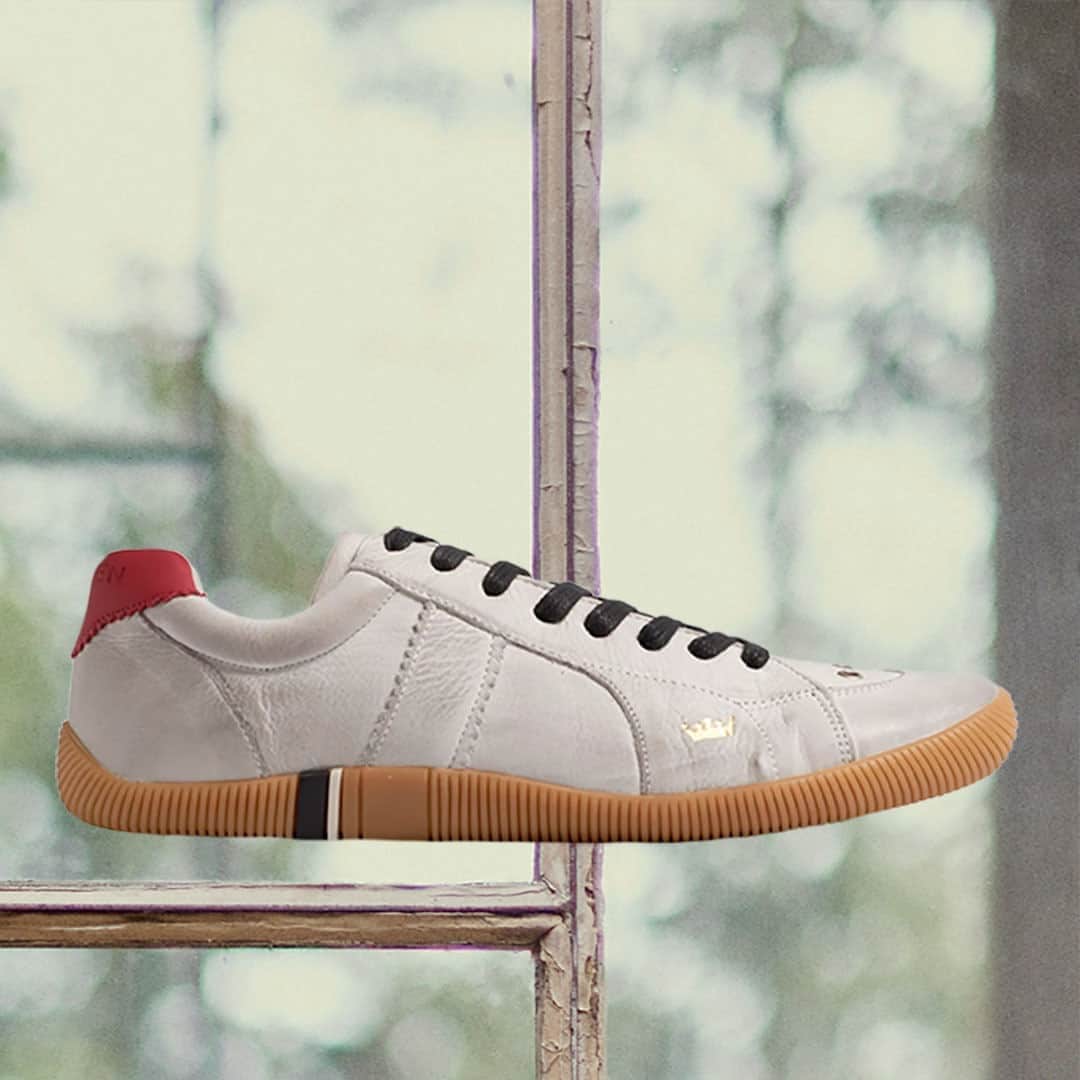 オスクレンさんのインスタグラム写真 - (オスクレンInstagram)「Osklen Shoes Series l A partir de ...