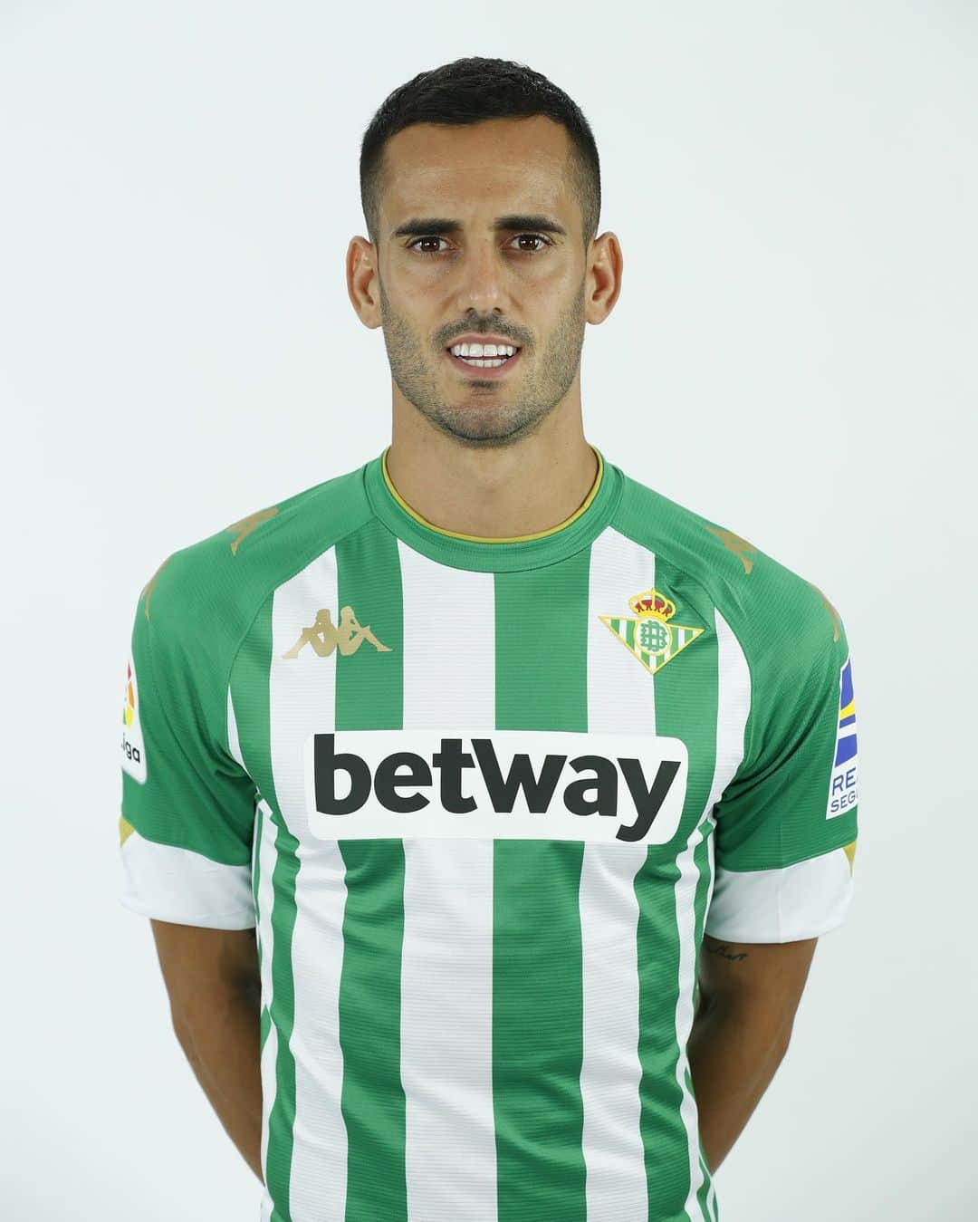 のインスタグラム：「Listo para la temporada 20/21  🚀💚 7️⃣ @realbetisbalompie  @laliga」