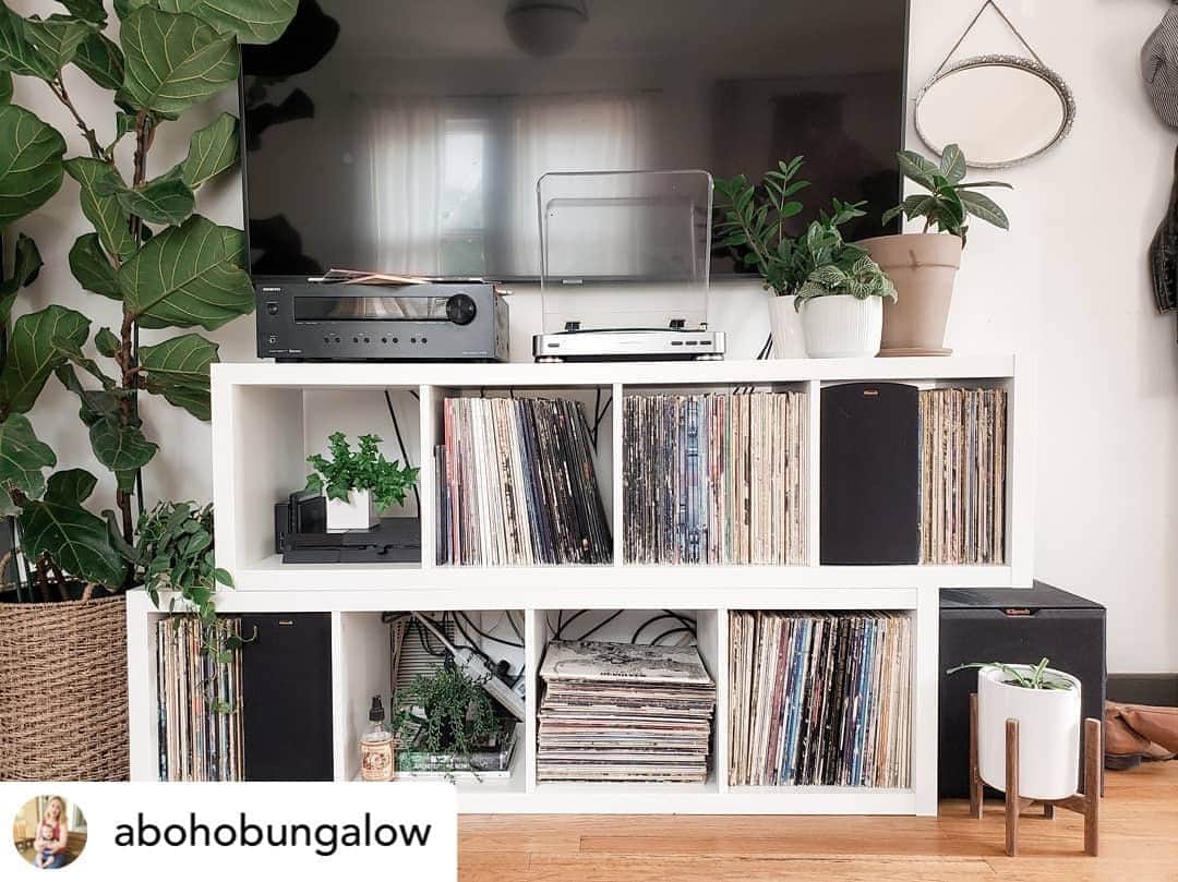 Audio-Technica USAさんのインスタグラム写真 - (Audio-Technica USAInstagram)「#FanPhotoFriday: Add some sound and style to your home with one of our turntables, like @abohobungalow! Learn more about our turntables in the link in our bio.⁠ .⁠ .⁠ .⁠ #AudioTechnica #Turntables #MusicGear #Vinyl #Sound #Style #AudioGear #LP #Vinyl #VInylJunkies」9月11日 23時31分 - audiotechnicausa
