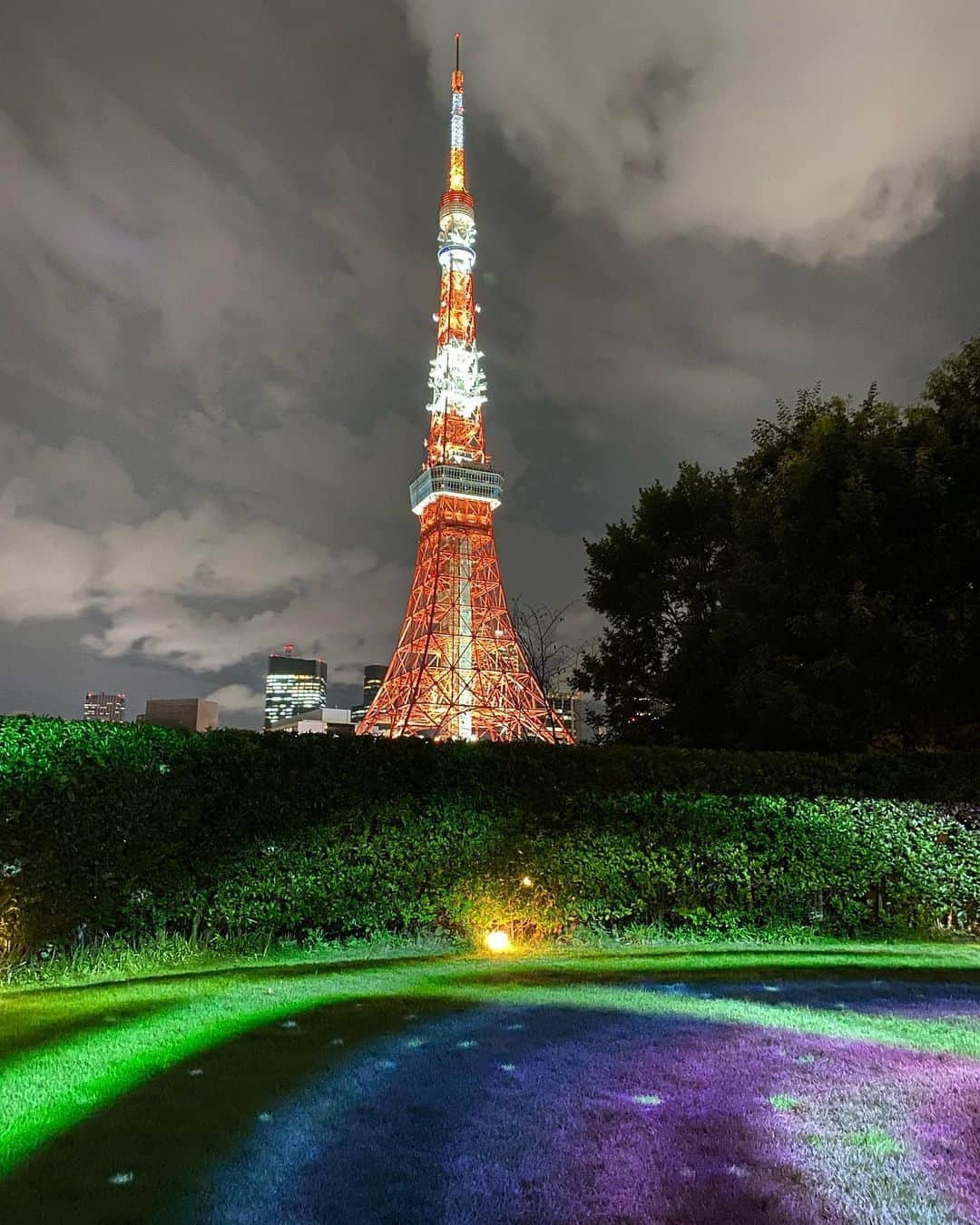 壽老麻衣さんのインスタグラム写真 - (壽老麻衣Instagram)「先日の写真📸 浴衣を着て東京タワー周辺を散歩してきました。もう九月ですが、今年唯一できた夏らしいこと🎐☀️ 撮影のときのみ、マスクを外しています🍀 🍀 🍀 🍀 #東京タワー #tokyotower #プリンスパークタワー東京 #芝公園 #浴衣 #散歩」9月11日 21時59分 - maijuro