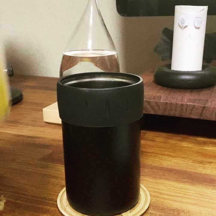 高橋文樹のインスタグラム：「このサーモス、缶ビール飲む時いいですね。」