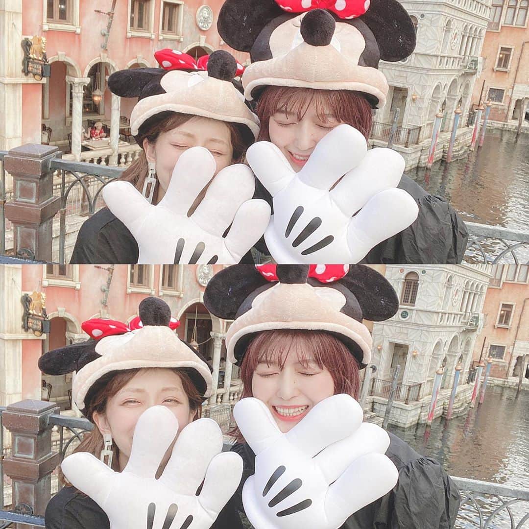 たんりいさんのインスタグラム写真 - (たんりいInstagram)「. . Disney code 〜 🐭♡ . ミニーちゃんのふぁんきゃっぷ ずっと被りたかったから嬉しいっ💞 . かっちと黒コーデで合わせた〜！ @_ruruofficial_ のワンピース 👗♡ お袖がパフでめっちゃかわいいっ . .  #ワンピース #フェミニン #高身長コーデ #ワンピースコーデ #ファッション #fashion #ootd #coordinate #outfit #ruru #disney #ディズニーコーデ #ミニーコーデ」9月11日 22時51分 - tanrii97