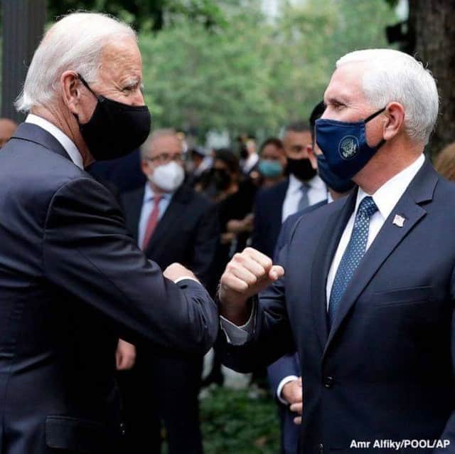 ABC Newsさんのインスタグラム写真 - (ABC NewsInstagram)「Former Vice Pres. Joe Biden greets Vice Pres. Mike Pence at the 19th anniversary ceremony in observance of the Sept. 11 terrorist attacks in New York City. #newyork #mikepence #joebiden #neverforget #september11」9月11日 23時07分 - abcnews