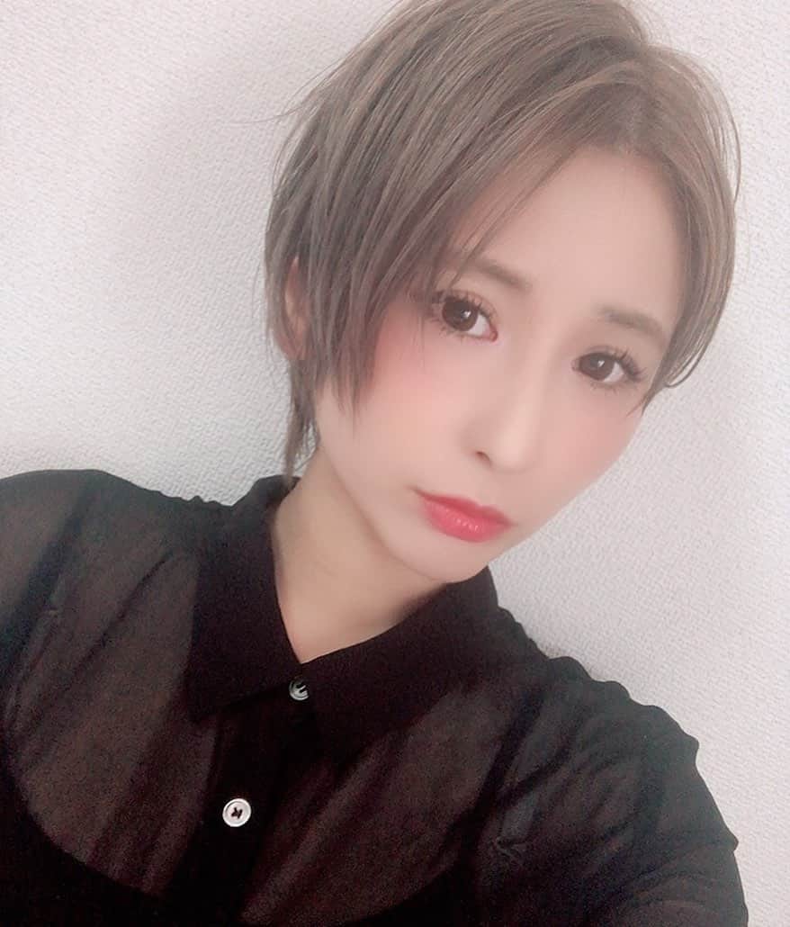 有馬綾香のインスタグラム：「アレンジ迷子。」