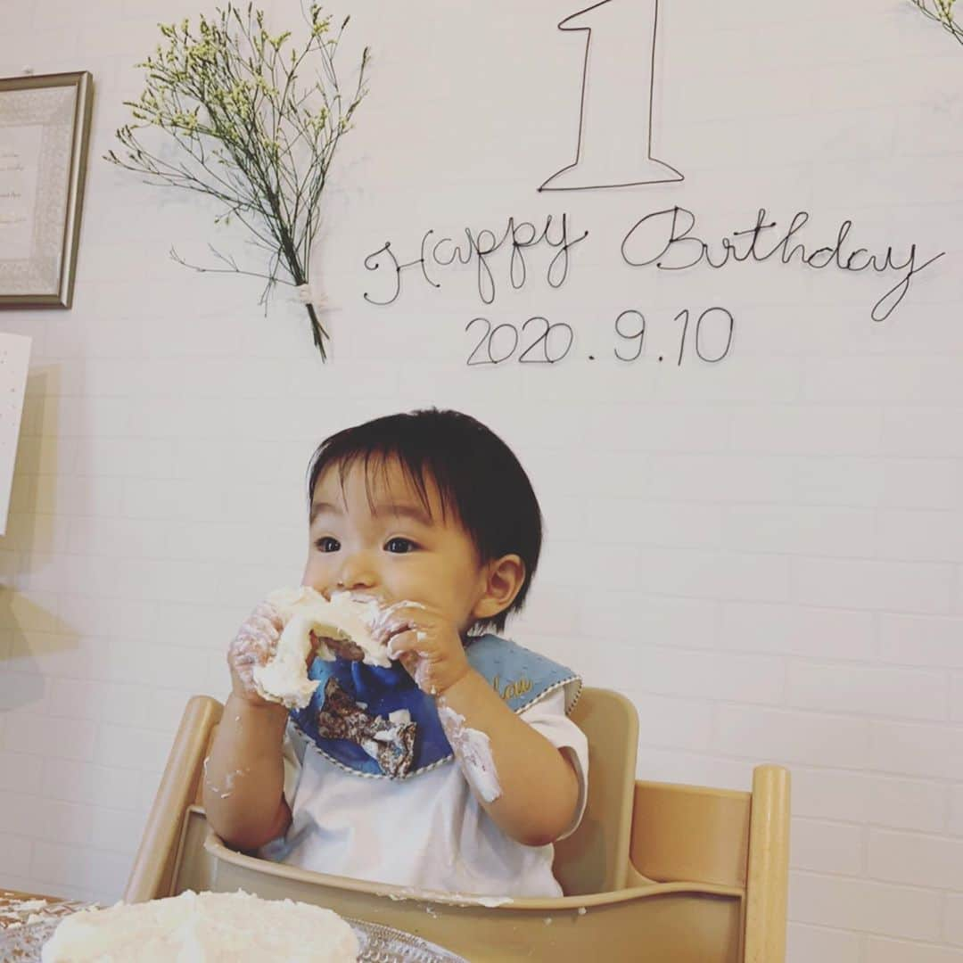 三丸拡のインスタグラム：「. 誕生日おめでとう！  そして、いつもありがとう。  #happybirthday  #myson」