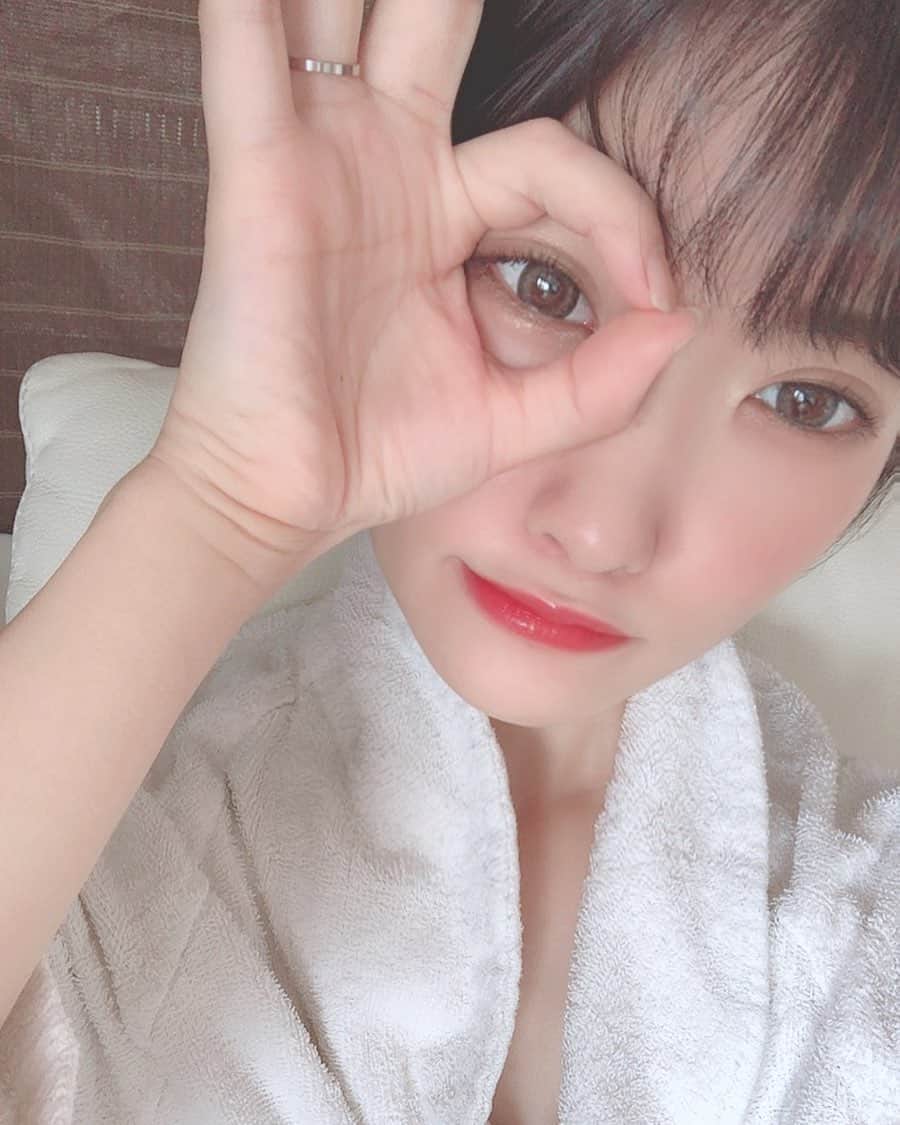 東条蒼のインスタグラム：「＊ ・ ・ 人妻ってえろいの？ ・ ・ ・  #東条蒼 #クルーズグループ #セクシー女優 #av女優 #メガネ女子 #黒髪 #ショートヘア #あおたん　#teamメレンゲ #followｍe #following #japan #girl #photooftheday #tagsforlikes #instalike  #台湾 #香港 #粉我 #拍照 #照片 #人像攝影」