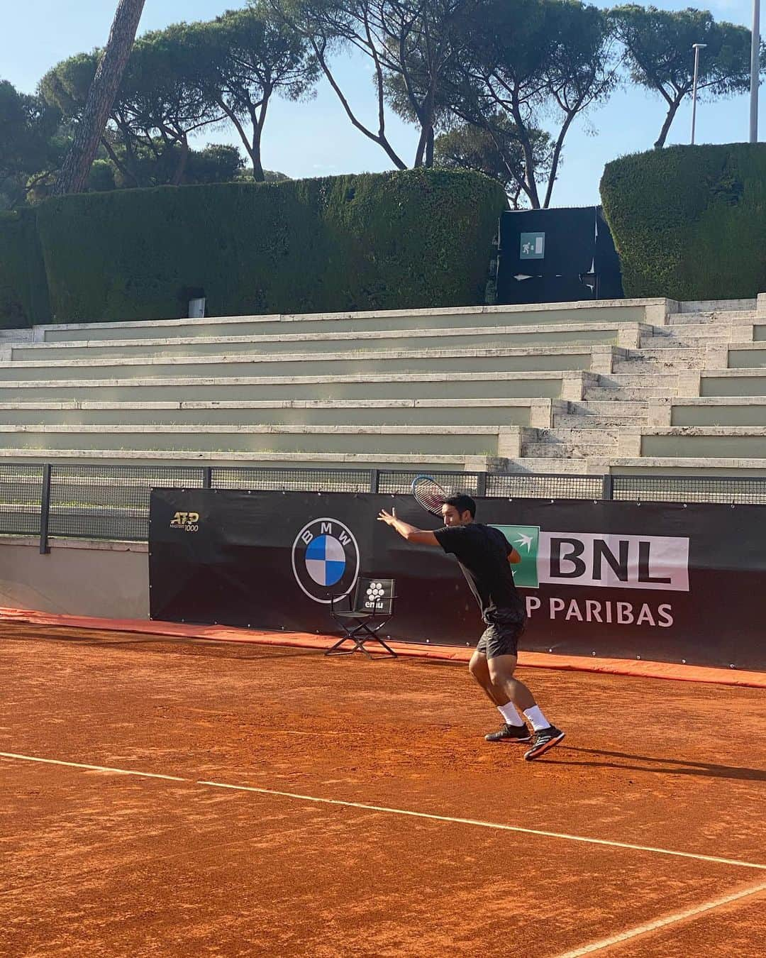 内山靖崇さんのインスタグラム写真 - (内山靖崇Instagram)「Roma🇮🇹 久しぶりのクレーコート💪  #roma  #claycourt  #ローマ」9月11日 17時37分 - yasutaka0805