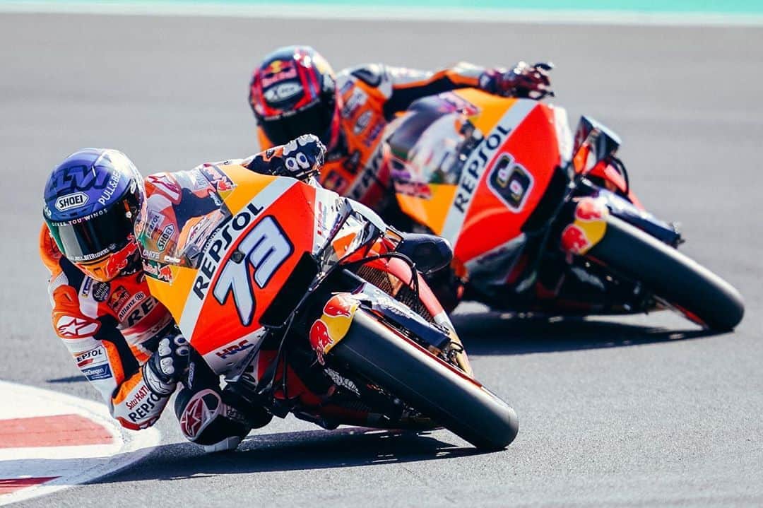 レプソル・ホンダのインスタグラム：「Back to work ⚒ ⠀⠀⠀⠀⠀⠀⠀⠀⠀ #SanMarinoGP #MotoGP #AM73 #AlexMarquez73 #SB6 #StefanBradl #Repsol #Honda #RepsolHonda #HRC #RC213V #ThePowerOfDreams #Racing #Motorcycle #Team #OneHeart」